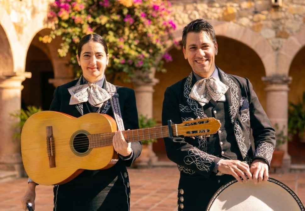 Mariachi Guadalupe Elenco Profesional en Vivo