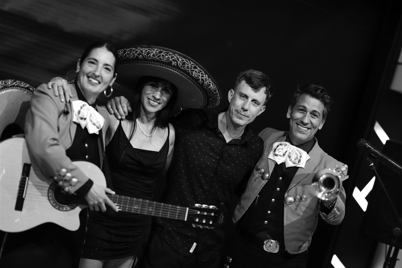 Sorpresas románticas mariachi en vivo